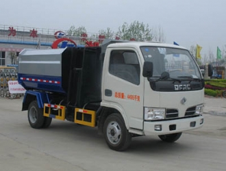 東風(fēng)小霸王掛桶式垃圾車