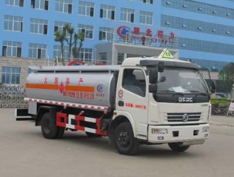 東風多利卡10立方加油車