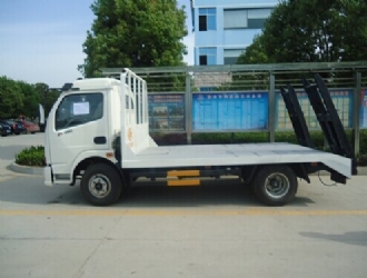 國四東風(fēng)勁勇豪華平板運(yùn)輸車