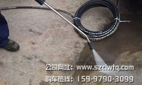 長安路面沖洗車配單點式噴槍沖洗路面（圖）