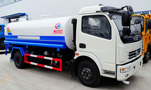 東風(fēng)大多利卡8噸灑水車