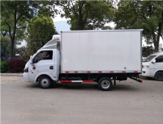 國六東風(fēng)途逸3.5米汽油冷藏車