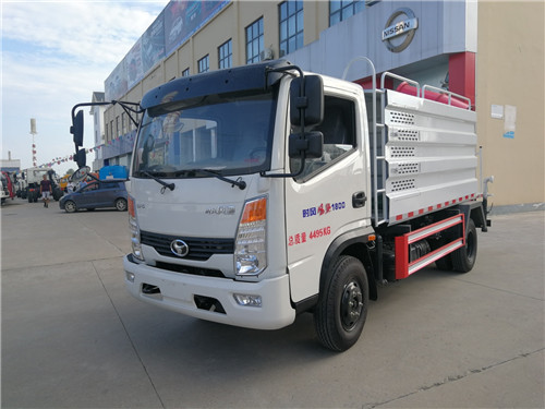 5-7方時風國六藍牌灑水車