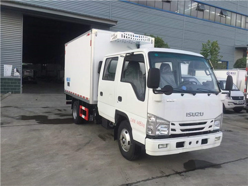 國六慶鈴五十鈴雙排座冷‬藏車，3.15米國六冷藏車 