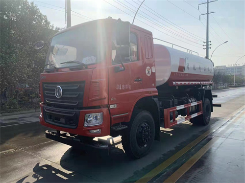 國六四驅(qū)越野9.77方綠化噴灑車東風華神F5